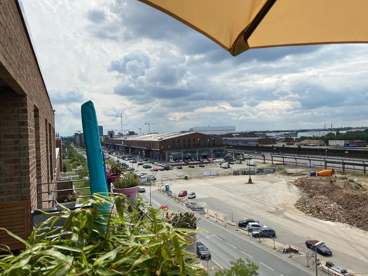 Neubau, Blick Auf Die Weser Moderne Einrichtung. Germany